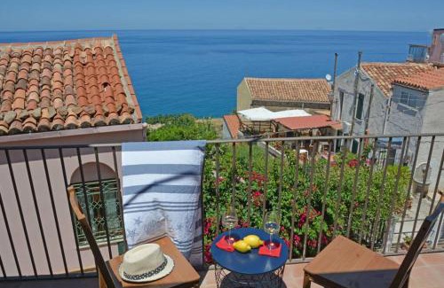 Sant'Ambrogio Apartment | Donna Luna Terrazza S Ambrogio