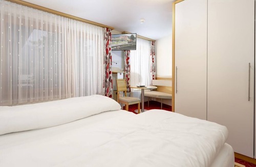 Altfinkenstein House | Doppelzimmer Komfort - Finkensteiner Hof, Dion Hotels & Resorts Gmbh
