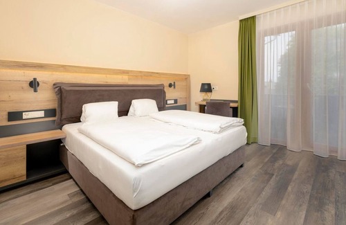 Altfinkenstein House | Doppelzimmer Komfort - Finkensteiner Hof, Dion Hotels & Resorts Gmbh