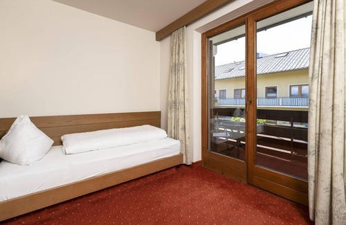 Altfinkenstein House | Doppelzimmer Standard - Finkensteiner Hof, Dion Hotels & Resorts Gmbh