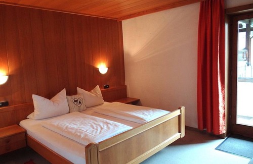 Hinterstein Cottage | Doppelzimmer - Pension Waidmannsheil