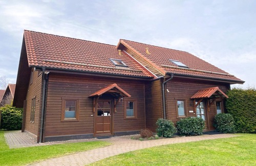 Rotacker House | Doppelhaushälfte in Hasselfelde