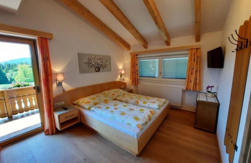 Feldkirchen in Kaernten Other | Doppelzimmer mit Balkon, Dusche, WC - Pension Hecher