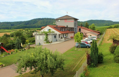Lehrensteinsfeld Apartment | Doppelzimmer 2/1 - Gästehaus Zum Wolffenturm