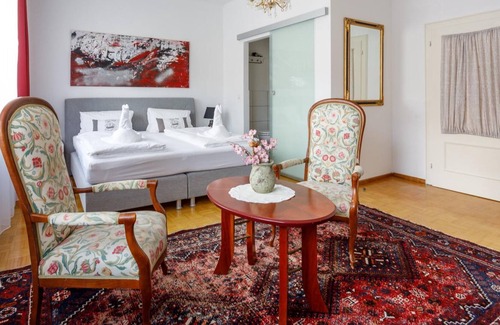 Morbisch am See Cottage | Doppelzimmer Deluxe mit Dusche, WC - Pension Laubenhof