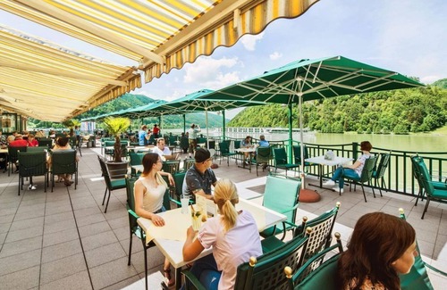 Schlogen House | Doppelzimmer Donau-traum, Bad, WC - Riverresort Donauschlinge