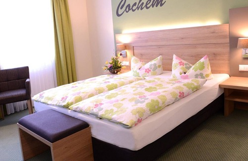 Cochem House | Doppelzimmer Dusche/wc - Hotel Weinhaus Gräfen