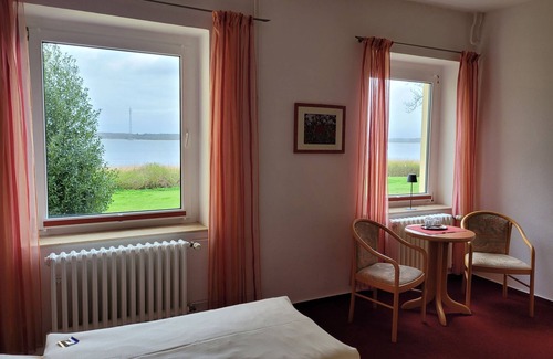 Sundhagen Bed & Breakfast | Doppelzimmer - Gästehaus Niederhof