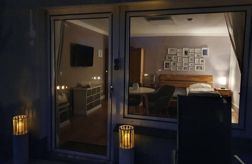 Moelln Bed & Breakfast | Doppelzimmer mit Seeblick - Pension Seeschlösschen
