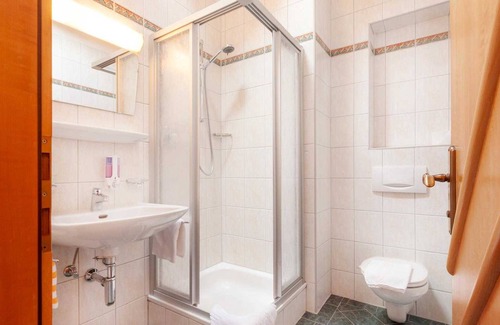 Mathon Apartment | Doppelzimmer Nr. 106 - Edelweißhof, Mathon
