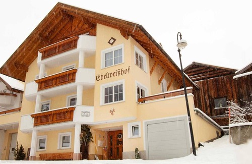 Mathon Apartment | Doppelzimmer Nr. 106 - Edelweißhof, Mathon