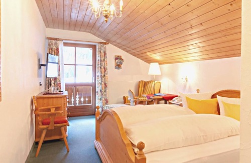 Mathon Apartment | Doppelzimmer Nr. 204 - Edelweißhof, Mathon