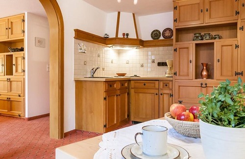 Bad Hindelang Apartment | Doppelzimmer Romantiksuite - Gästehaus Wineberger
