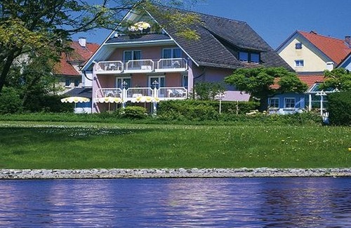 Langenargen Apartment | Doppelzimmer Seeseite mit Balkon, Dusche/wc, Max. 2 Pers