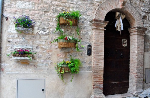 Spello Apartment | DORMIO shabby chic suite in Spello