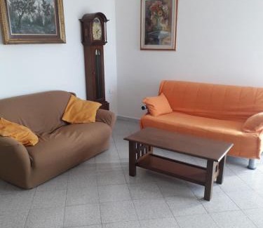 Scalea House | Dorotea Farm, dove saltiamo sull'amore e i sogni!