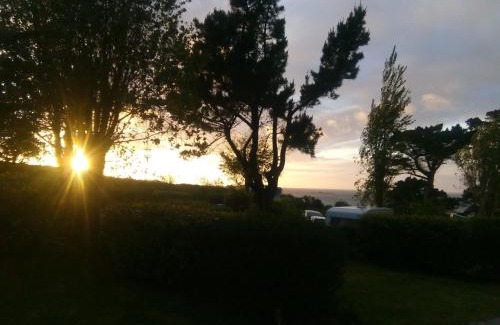 Plestin-les-Greves Other | Dortoire en tente individuelle