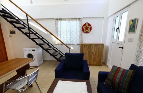 Karavas House | Doruksen Cozy Sea House with spacious backyard and sea view-2 min from the beach
