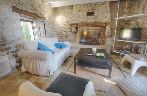 Pouldergat House | DOUARNENEZ bay all inclusive 4 people jacuzzi and sauna