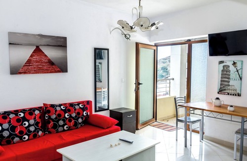 Diafani Apartment | Double Apartment in quiet neighborhood. 3 minutes distance to the beach