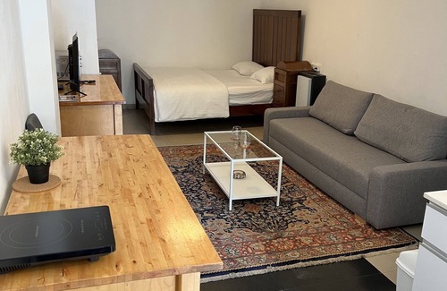 Florentin Apartment | Double Bad Apartment In The Heart Of Tel-Aviv 10 Min From The Beach Free WI-FI