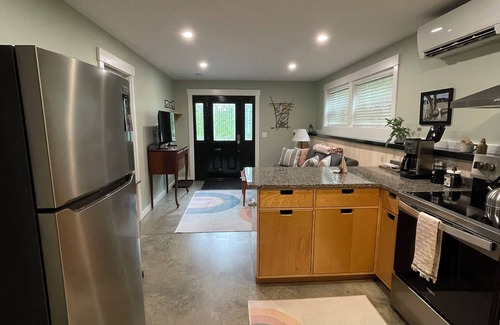 Lincolnville Apartment | Double Beach Den