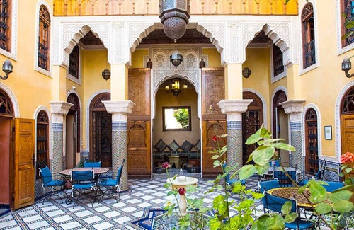 Ain Azlitan Bed & Breakfast | Double Bed Room at Riad Layalina: Pool, 360° View & Free Secure Parking at Foot