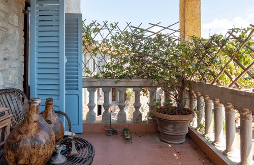 Tavernelle Apartment | Double bedrooms 'Beb 1416' with Shared Terrace, Shared Garden and Wi-Fi