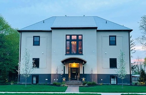 Boyne City Apartment | Double Diamond - Loft 3