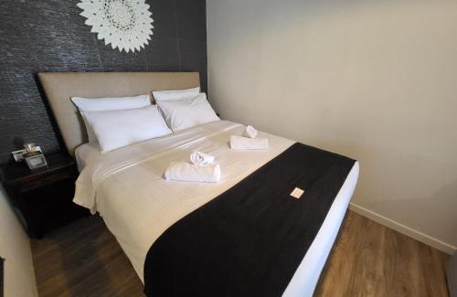 Ano Mera Apartment | Double M Adults Only