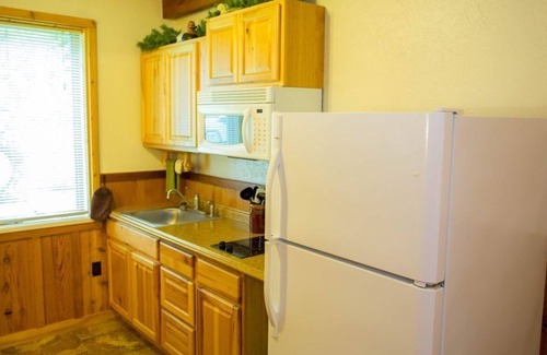 Puposky House | Double Poolside Studio Suites - Steps from Resort Amenities