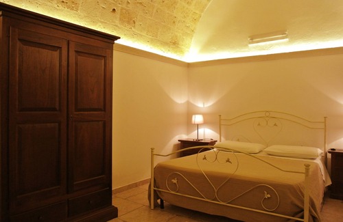 Francavilla Fontana Bed & Breakfast | Double Room in Masseria Pugliese from 1700 (double room)