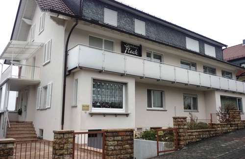 Bad Konig Cottage | Double room 1 - Gästehaus Fleck