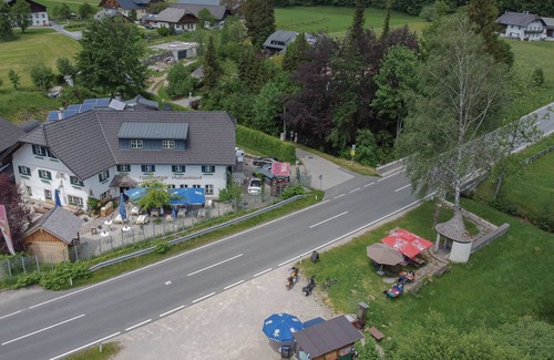 St. Gilgen House | Double room 4 - Landgasthof Batzenhäusl