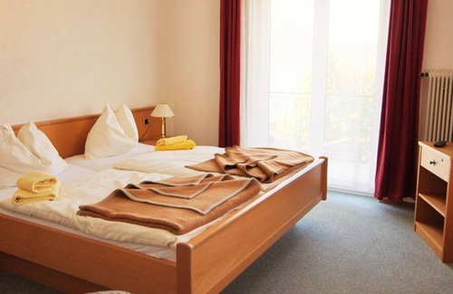 Weyregg am Attersee Cottage | Double room 32 partial lake view - Gasthof zur Landeroith GmbH
