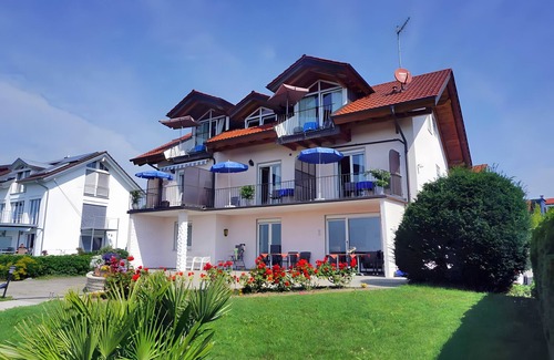 Hagnau Apartment | Double Room with Lake View, Balcony and Wi-Fi