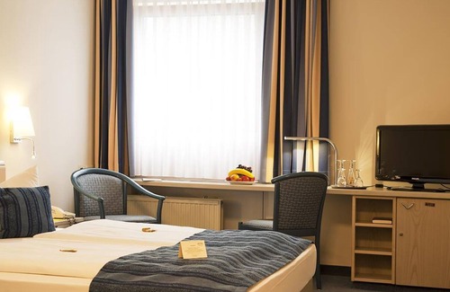 Leipziger Vorstadt House | Double room - non-refundable with breakfast - Hotel Novalis Dresden