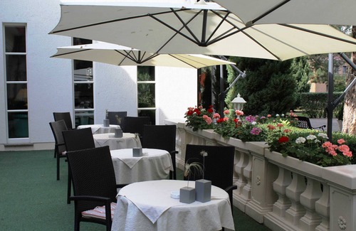 Plau am See House | Double Room - Parkhotel Klüschenberg
