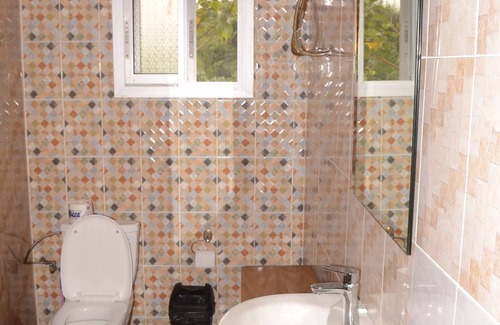 Kribi Hotel | Double Room - Pool Wifi Security 24/24 Beach Breakfast Incl.