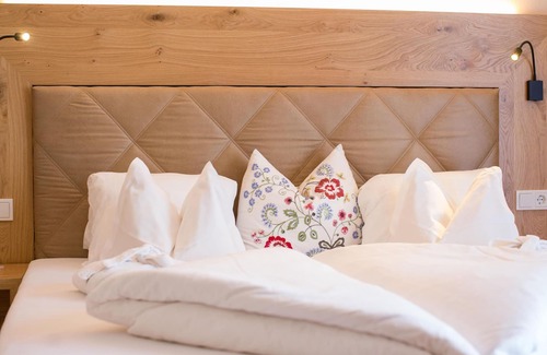 Zell am See Hotel | Double room, shower or bath, WC, Deluxe - Zum Hirschen, Hotel