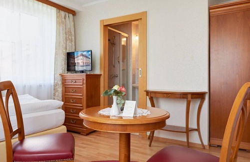 Bad Hall Bed & Breakfast | Double room, shower, WC, 1 bedroom - Hametner with Innviertlerhaus with