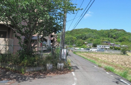 Sanuki Apartment | Double room single bed and futon located in the /Sanuki Kagawa