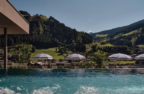 Grossarl House | Double room Superior | from 5 nights - The Edelweiss Salzburg Mountain Resort