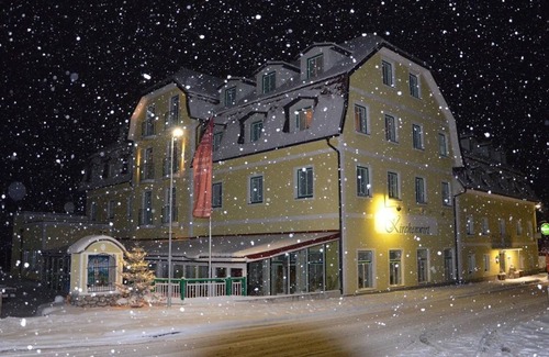 Aigen im Ennstal Bed & Breakfast | Double room with shower, WC, Standard - Kirchenwirt Aigen