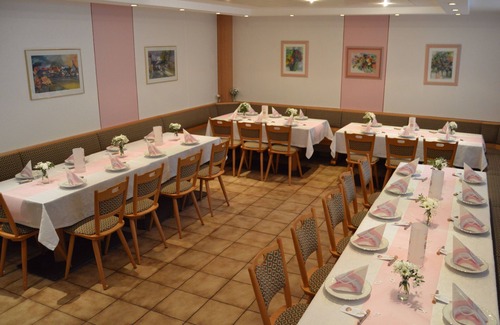 Obertrubach House | Double room with balcony and 2 separate beds - Gasthof-Pension