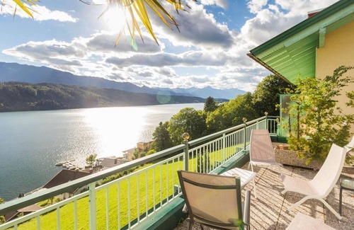 Millstatt Bed & Breakfast | Double room with balcony and lake view - Gästehaus Libelle