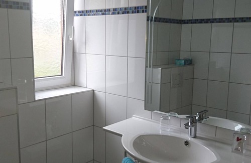 Sankt Magdalen Bed & Breakfast | Double room with balcony, lake view/side lake view - Seepension Smoley *