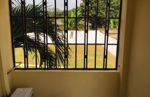 Accra Bed & Breakfast | Double Room With Balcony