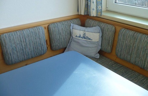 Grosssoelk Apartment | Double room with shower - Haus Zach