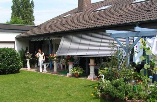 Kippenheim Apartment | Double room with shower and toilet - Bed & Breakfast in Kippenheim R. Müller
